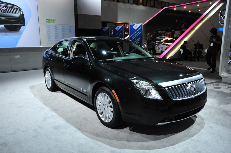 Illustration for article titled 2010 Mercury Milan, Hybrid And Lincoln MKZ: Live Cars For The Pulse-Free